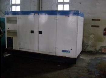 茂南康明斯150kw大型柴油二手发电机组 茂南康明斯150kw大型柴油二手发电机组